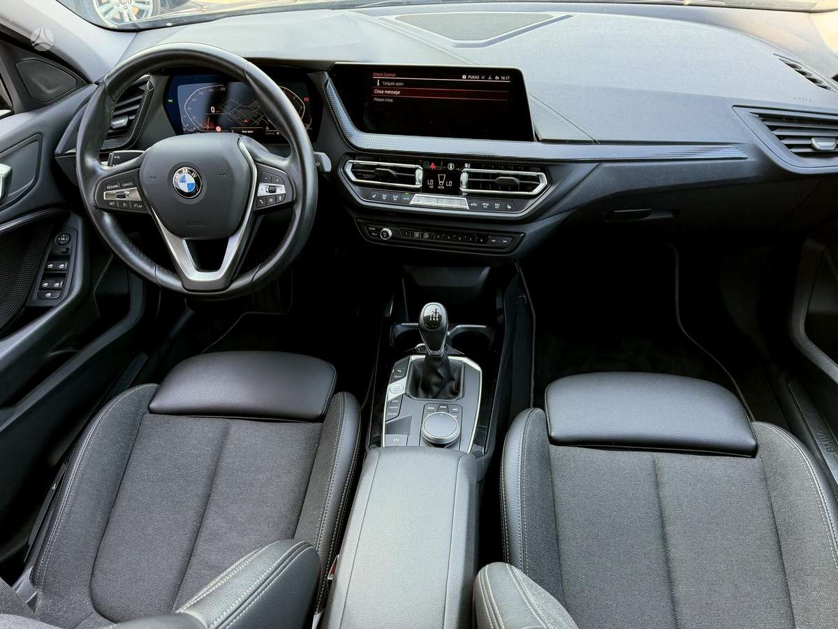 BMW 116, 1.5 l., hatchback