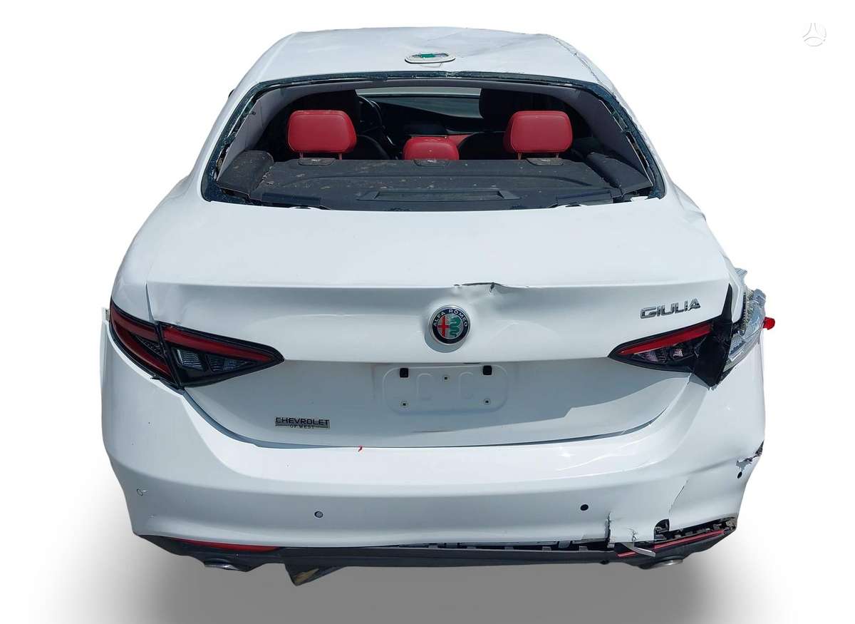 Alfa Romeo Giulia по частям