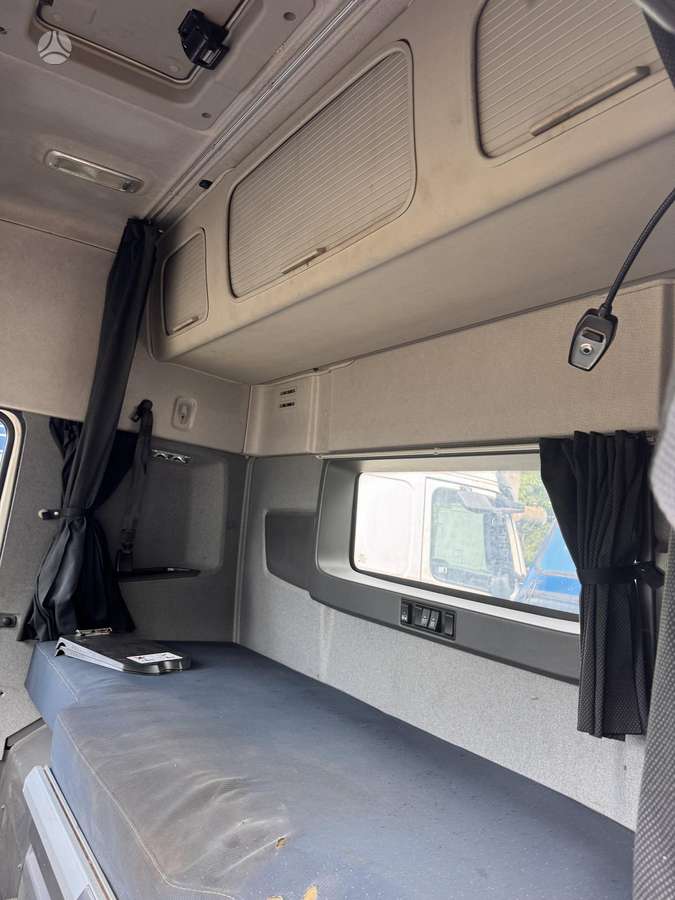 Volvo FH480, trucks