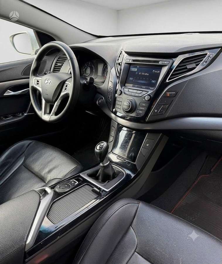 Hyundai i40, 1.7 l., Универсал