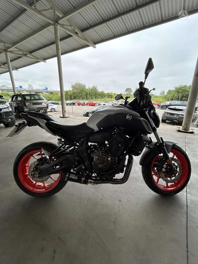 Yamaha MT 07 698cc, street / classic