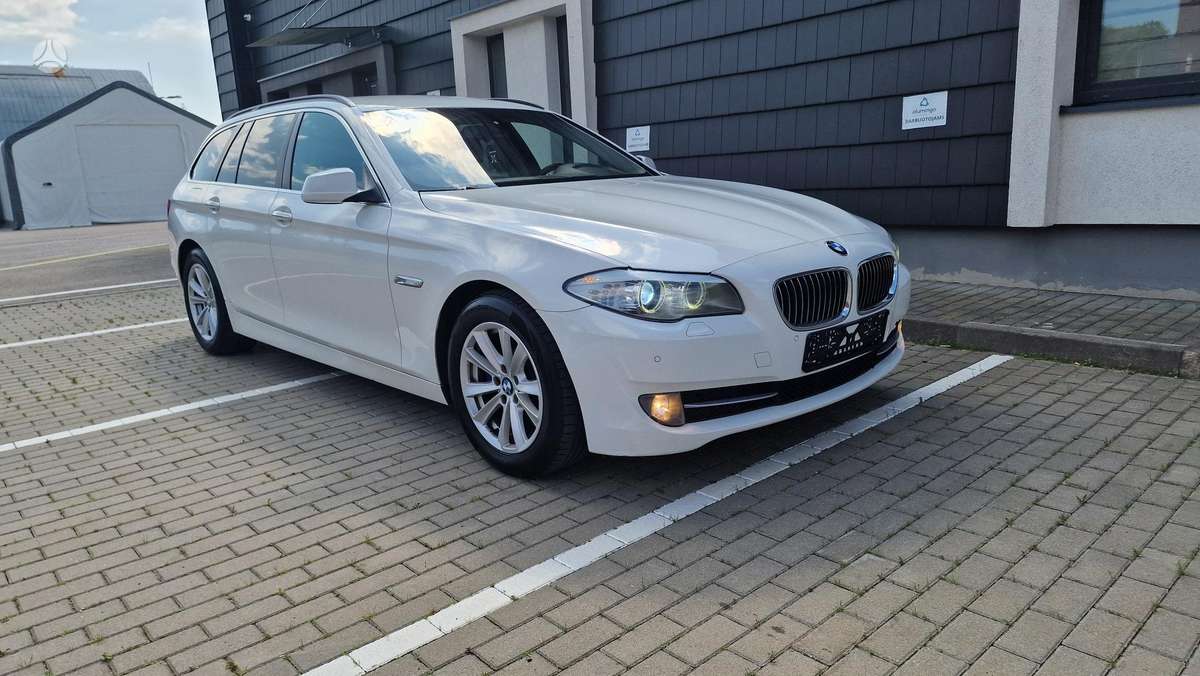 BMW 520, 2.0 l., Универсал