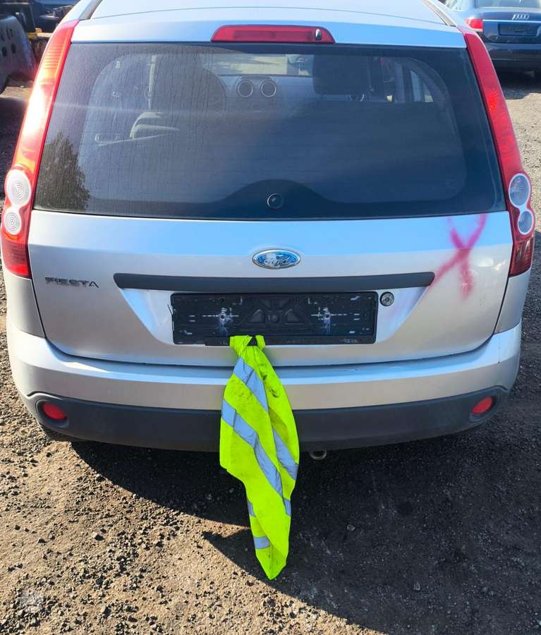 Ford Fiesta по частям
