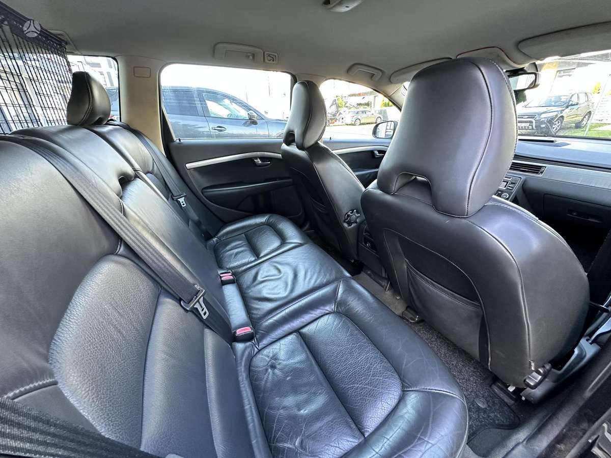 Volvo V70 - 10