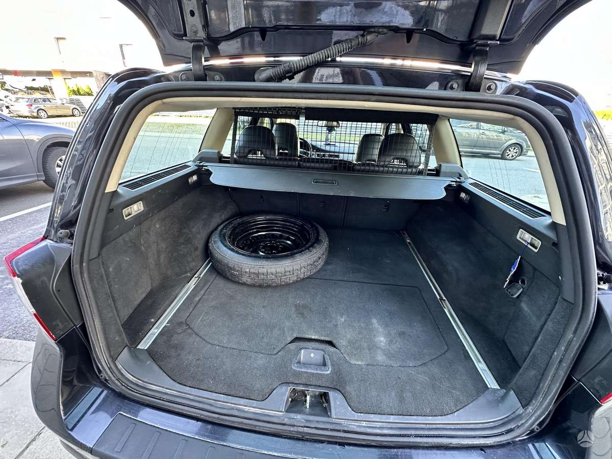 Volvo V70, 2.4 l., wagon