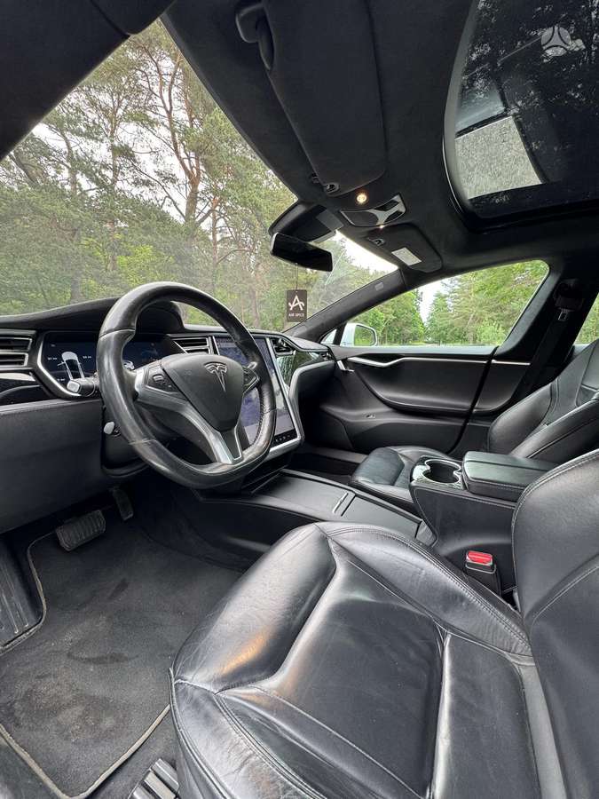 Tesla Model S, 90 кВт·ч, Седан