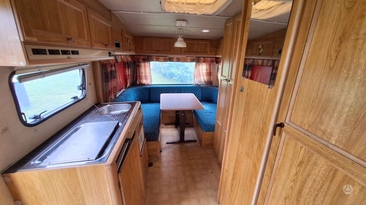 Adria 440, caravans