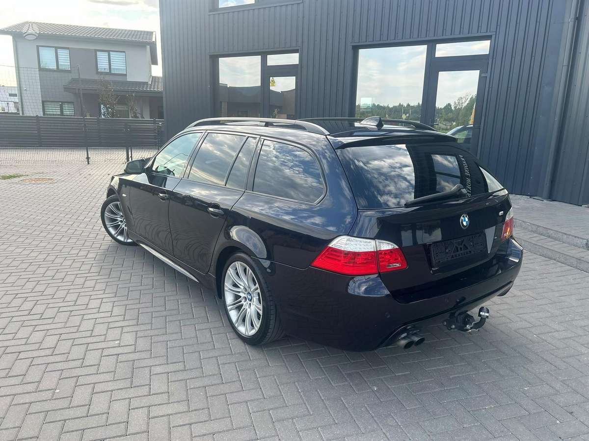 BMW 523, 2.5 l., Универсал