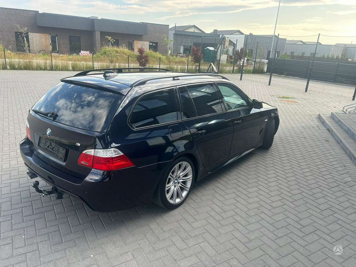 BMW 523, 2.5 l., Универсал