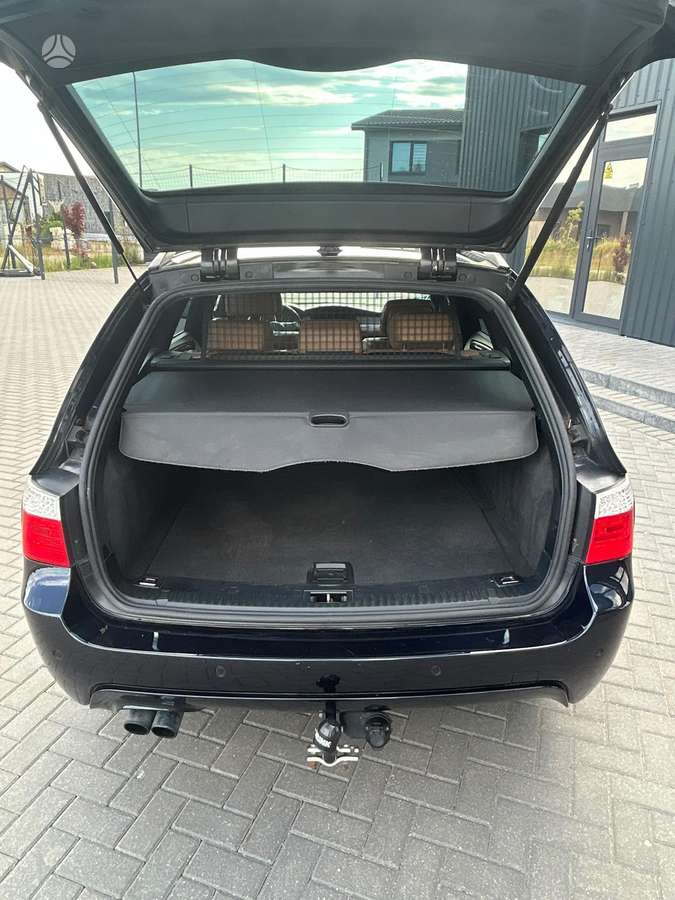 BMW 523, 2.5 l., Универсал