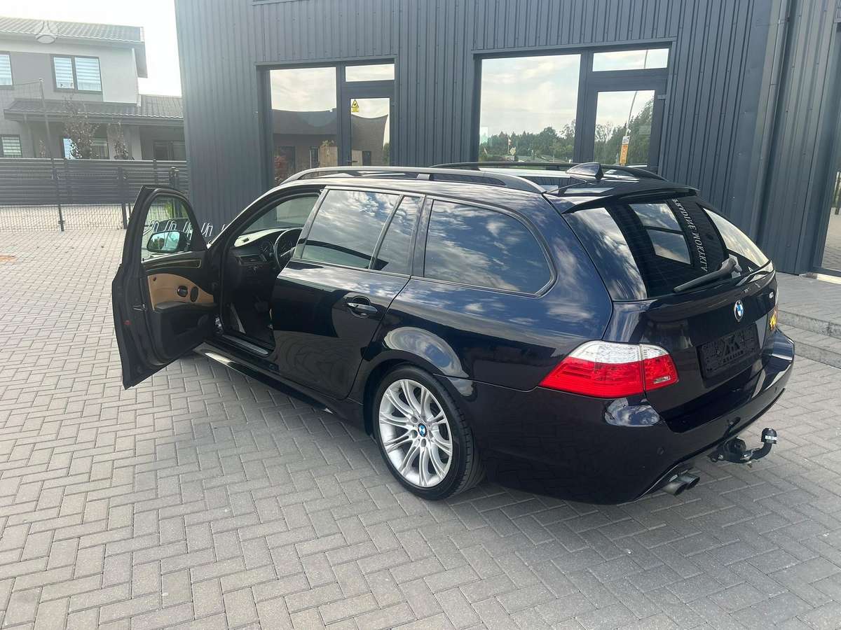 BMW 523, 2.5 l., Универсал