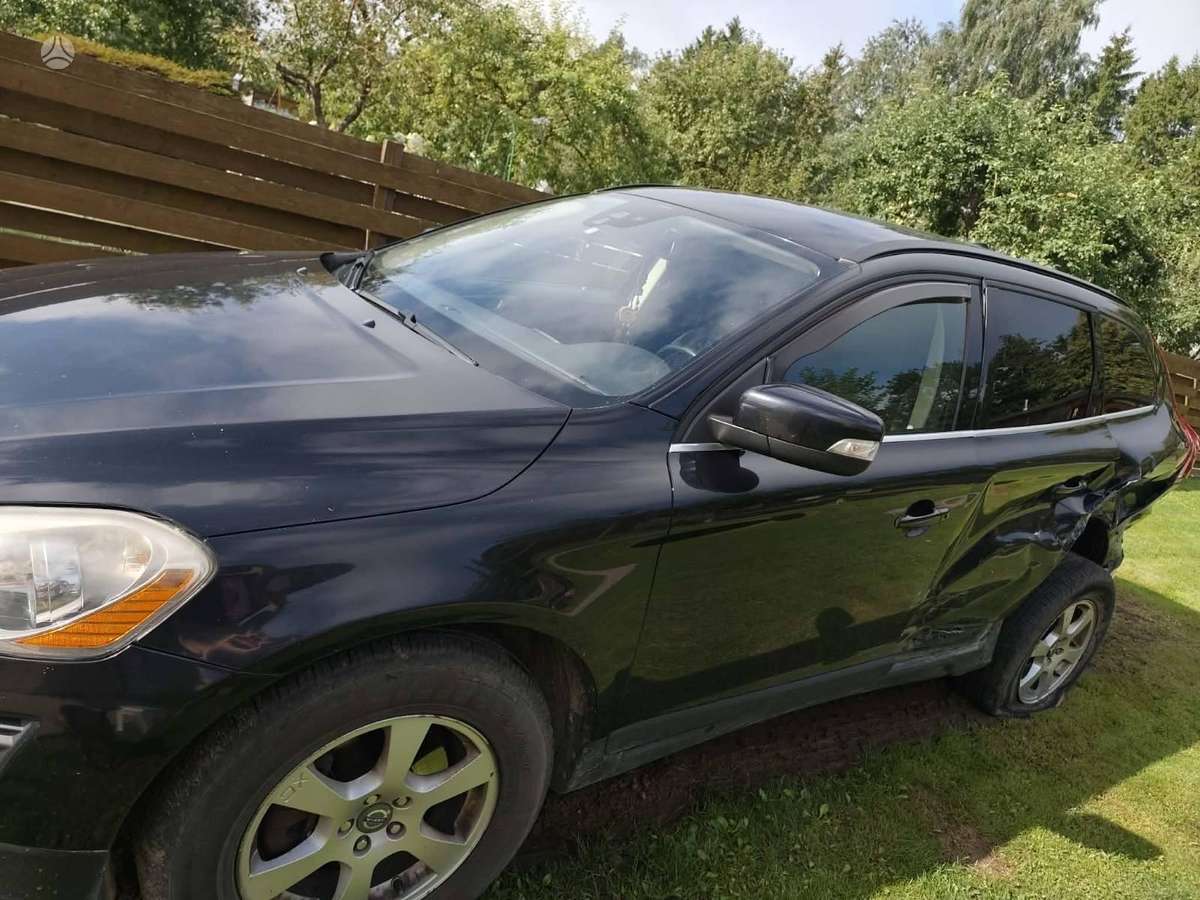 Volvo XC60 по частям