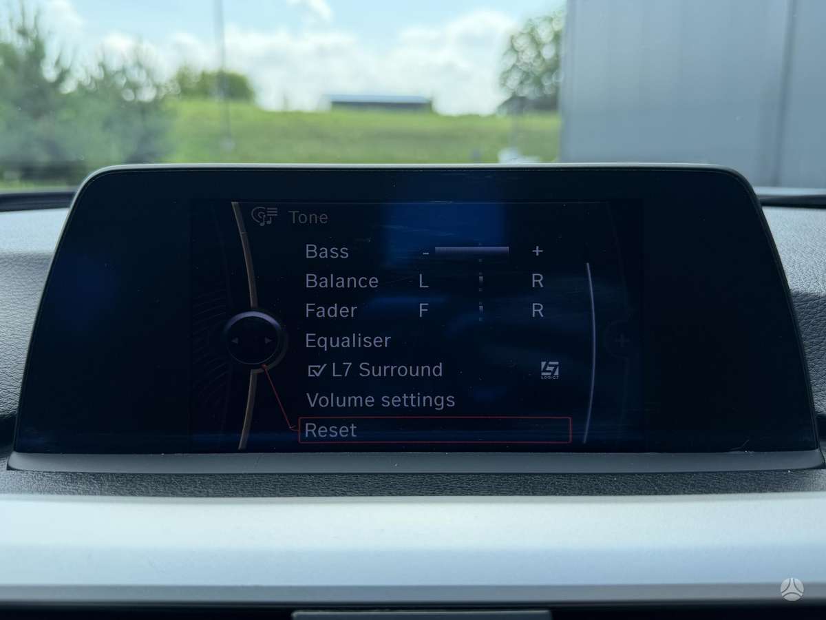 BMW 320, 2.0 l., Седан