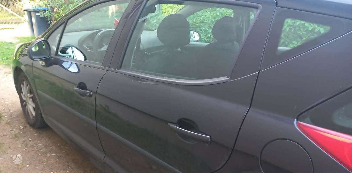 Peugeot 207 - 9