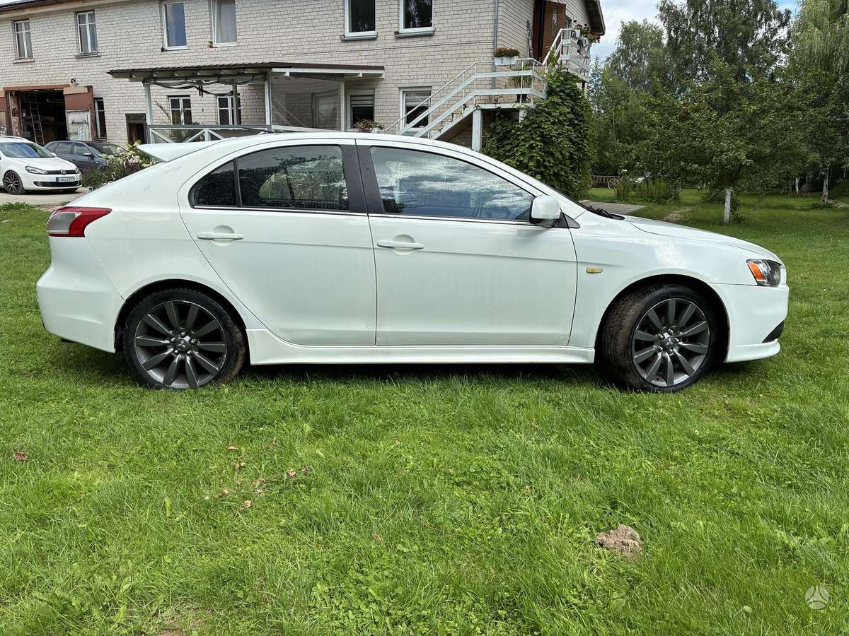Mitsubishi Lancer, 1.8 l., hatchback