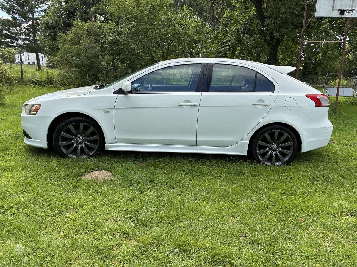Mitsubishi Lancer, 1.8 l., hatchback