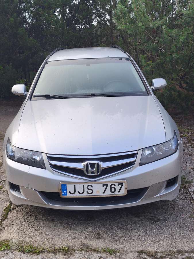 Honda Accord, Универсал