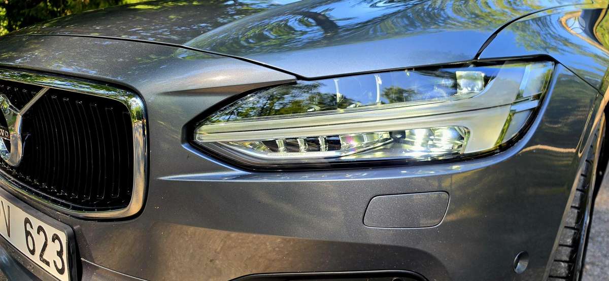 Volvo S90, 2.0 l., Седан