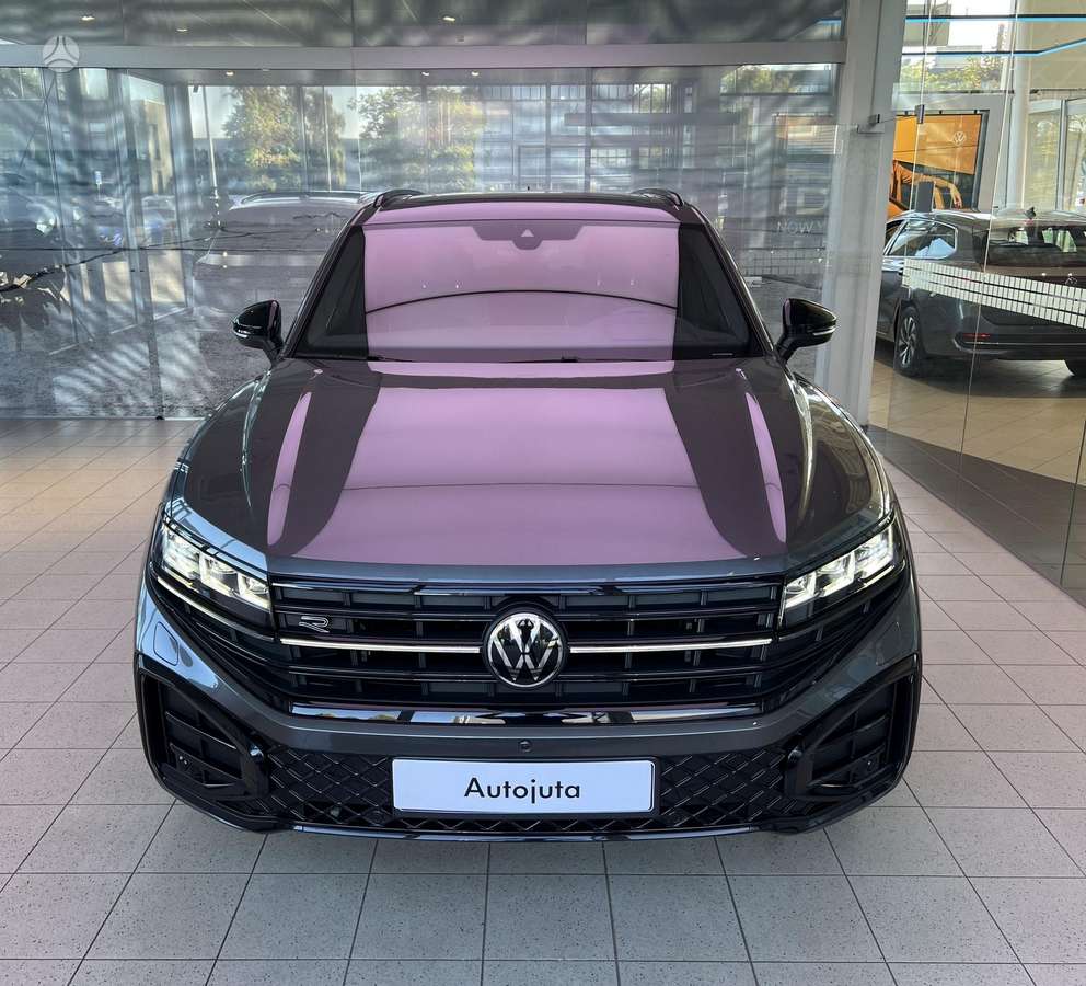 Volkswagen Touareg - 2