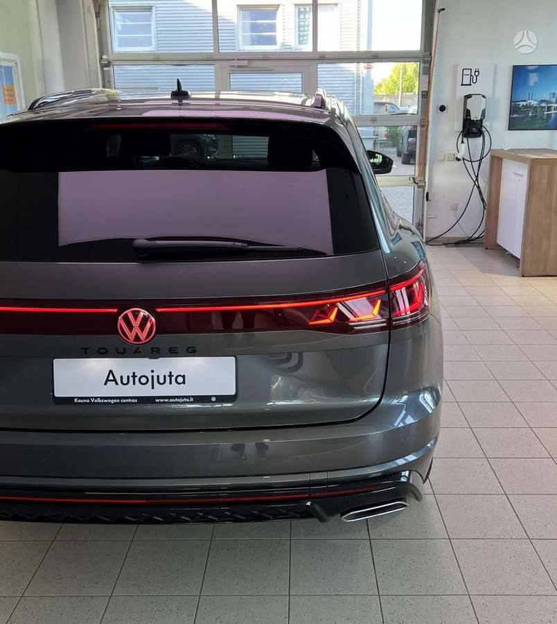 Volkswagen Touareg - 4