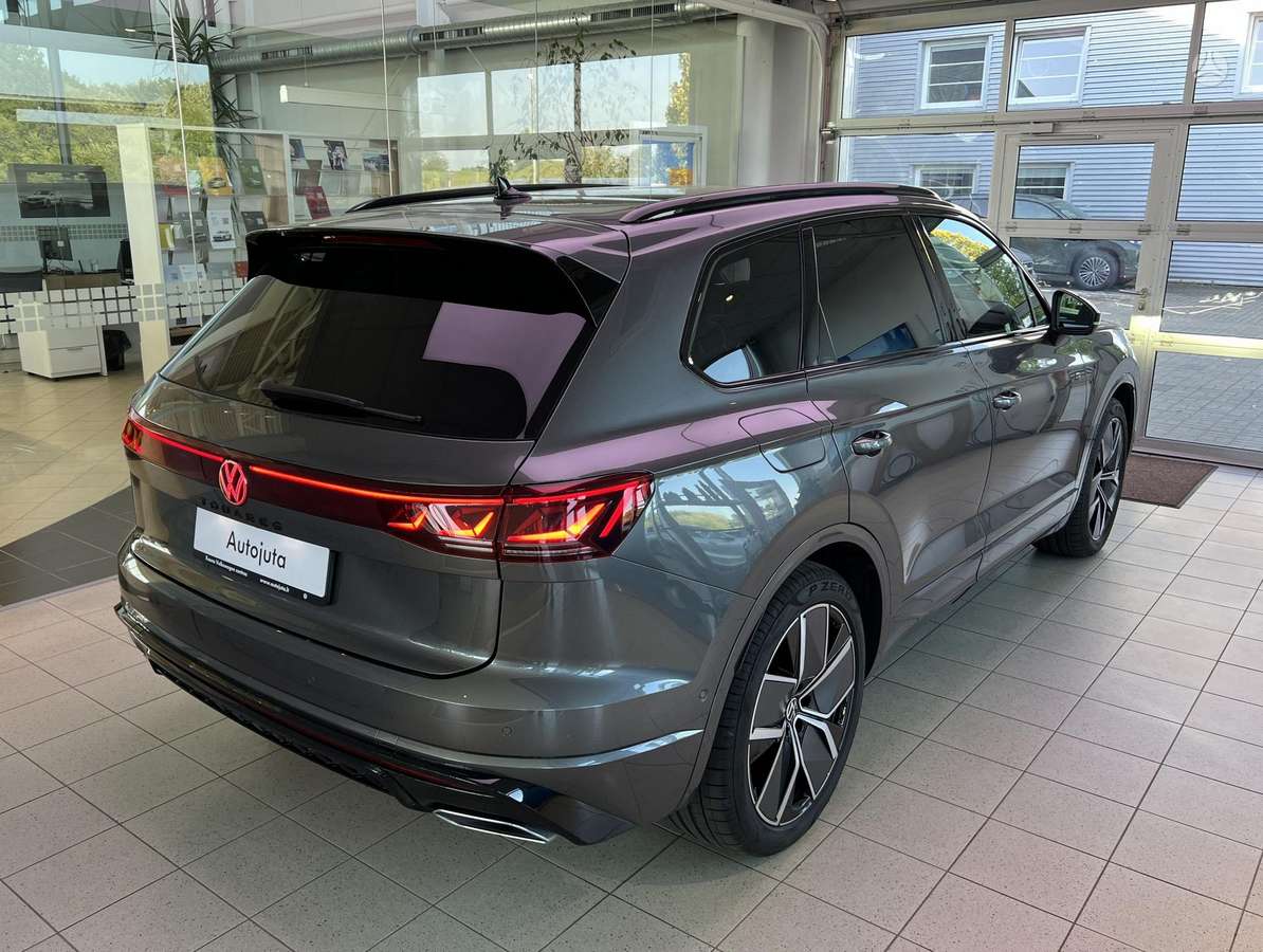 Volkswagen Touareg - 5