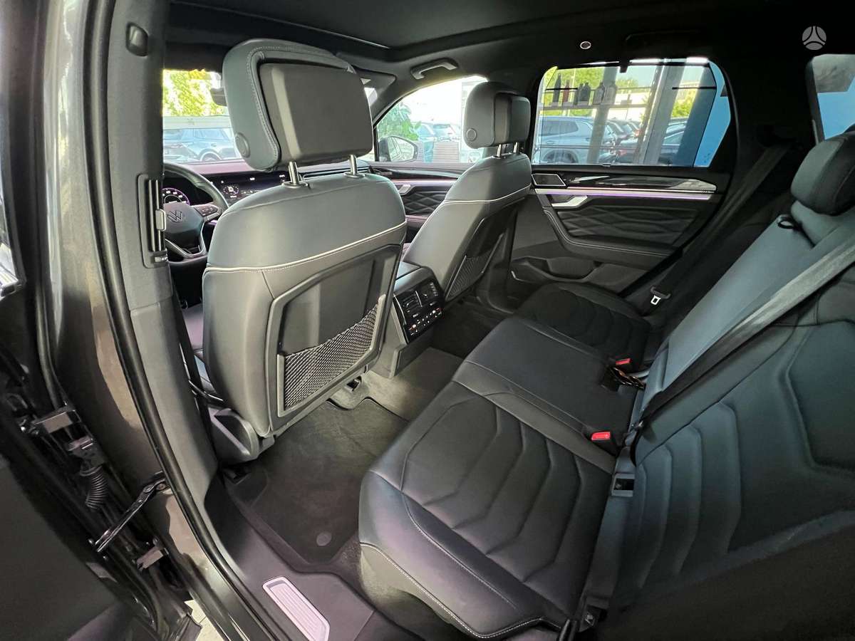 Volkswagen Touareg - 10