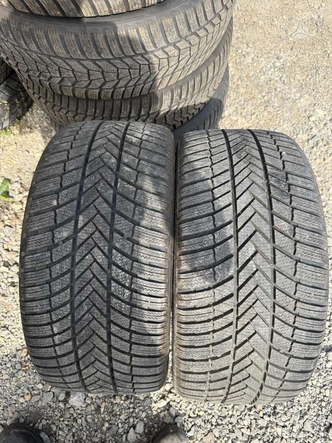 Bridgestone, universalios 225/40 R18