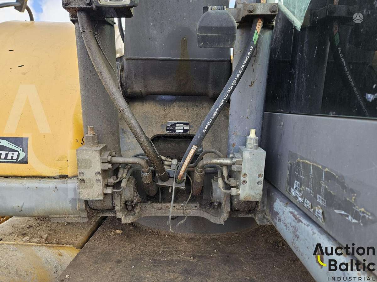 Volvo EW 140, экскаваторы