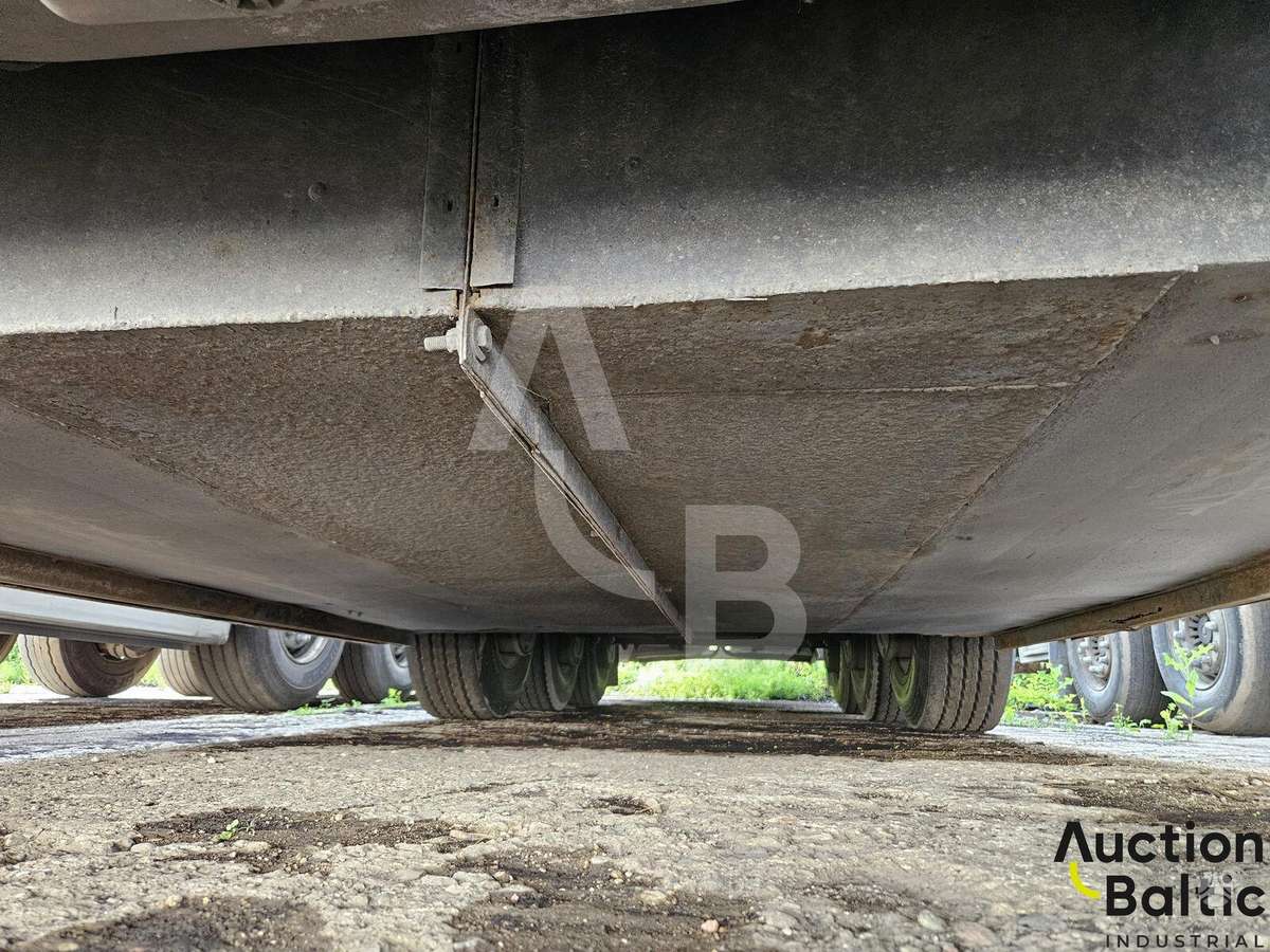 Krone, užuolaidinės / tentinės