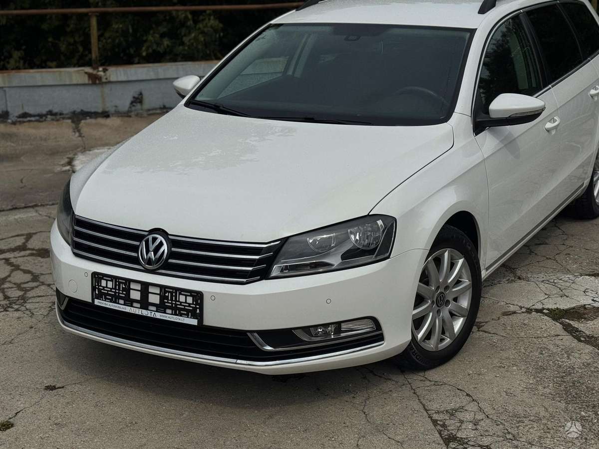 Volkswagen Passat - 12