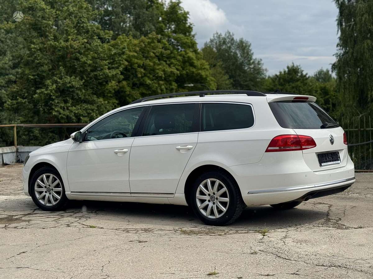Volkswagen Passat - 2