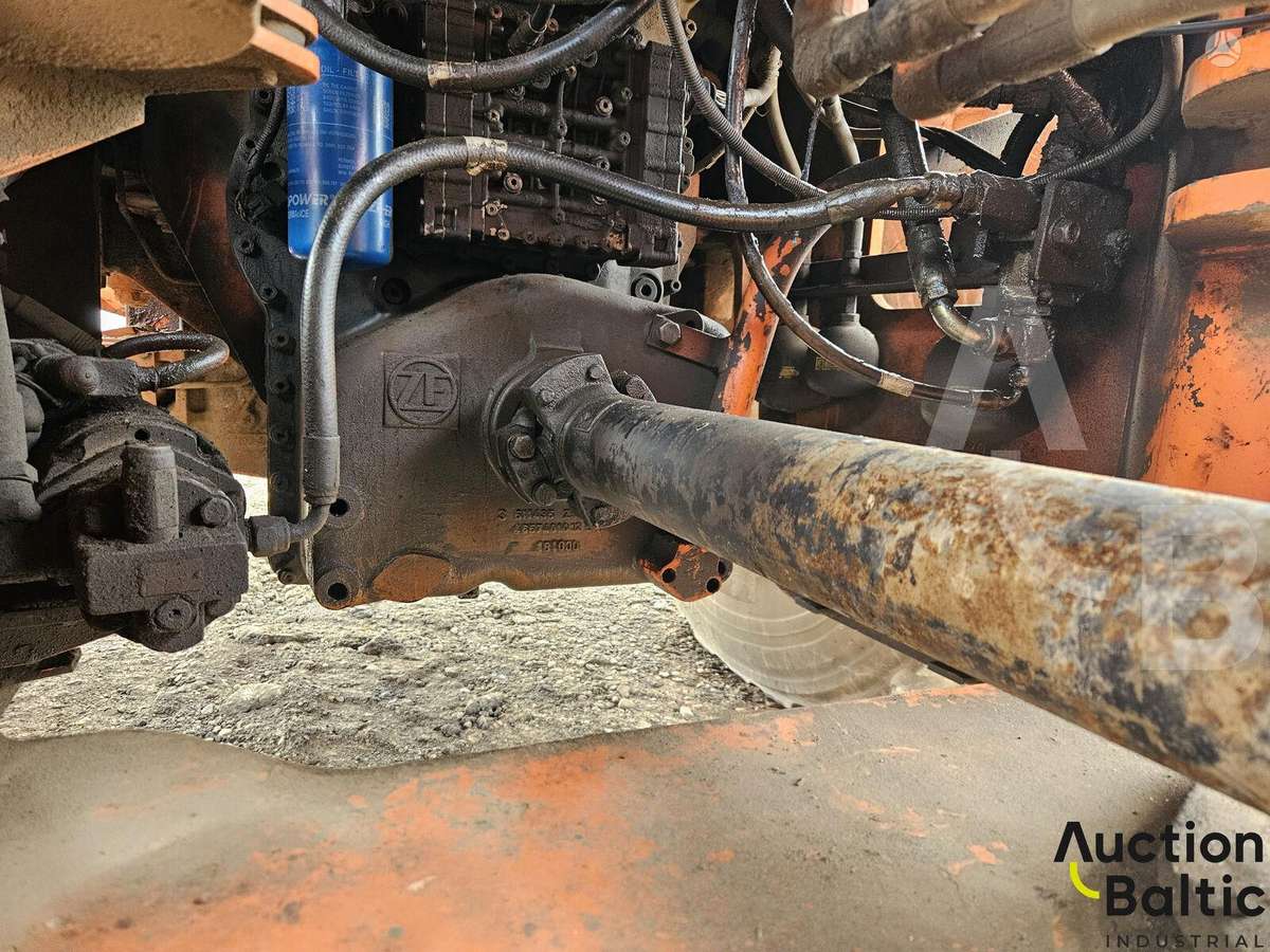 Daewoo Mega 300 V, фронтальные погрузчики