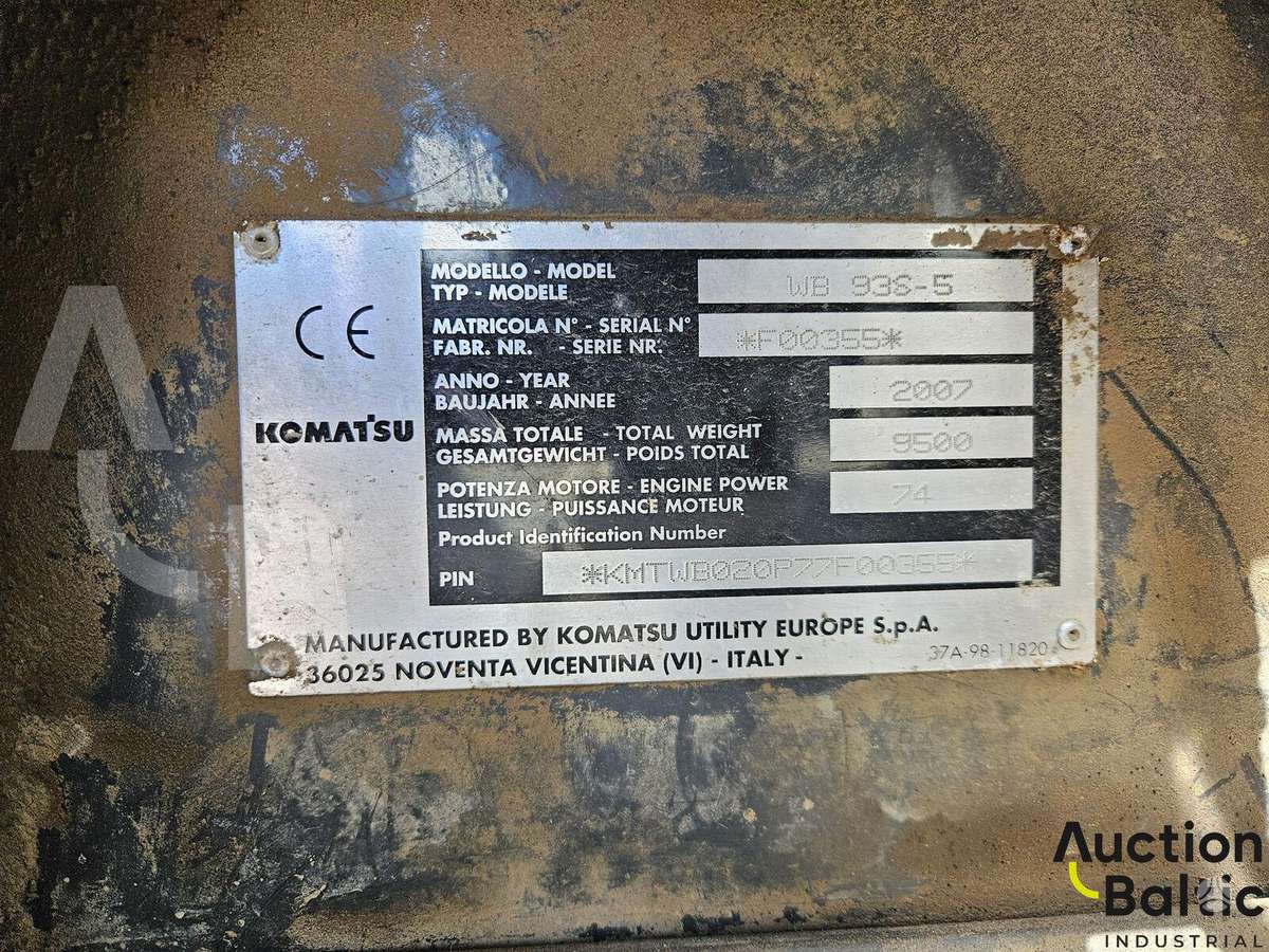 Komatsu WB93S-5, excavator loader
