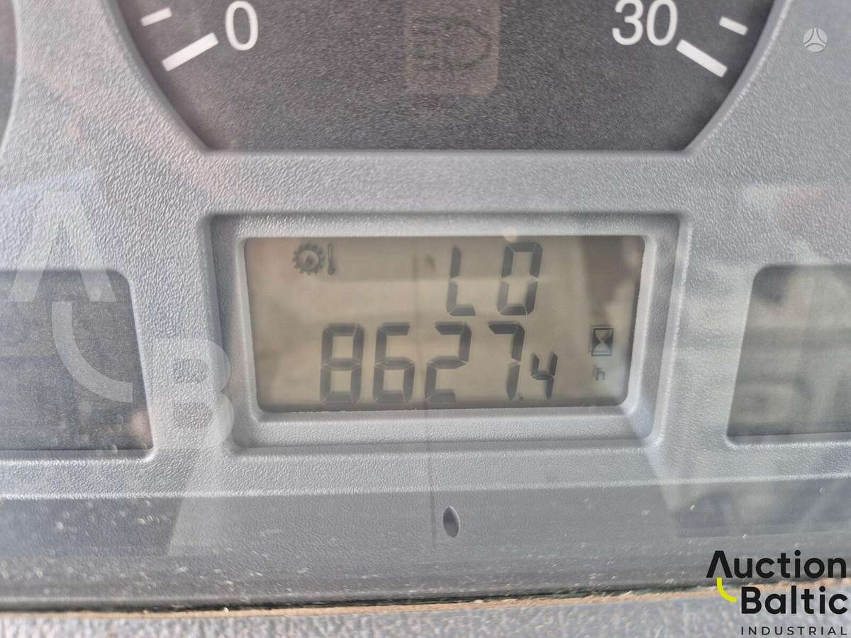 Valtra N141H, traktoriai