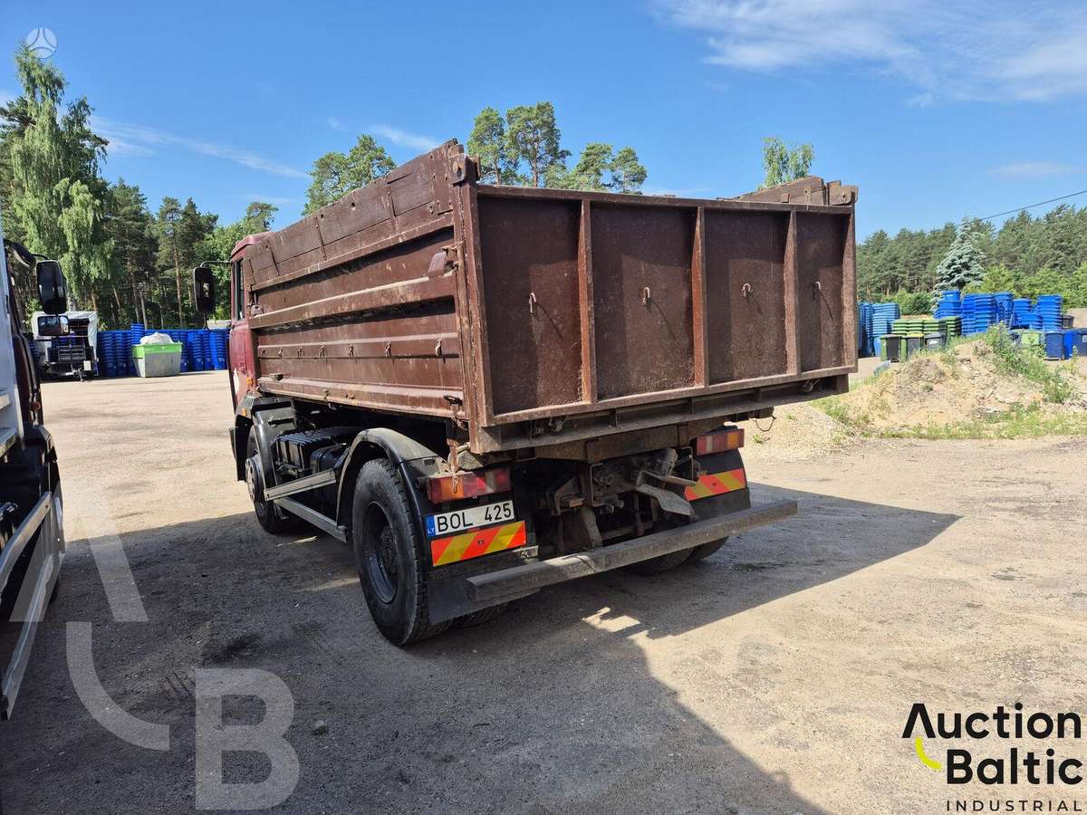 MAZ 555132, savivarčiai