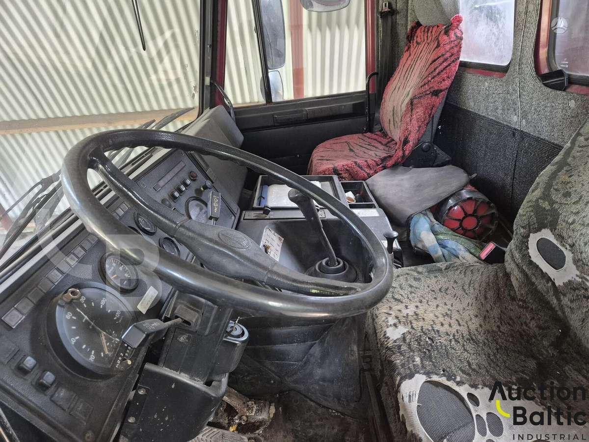 MAZ 555132, dumpers / tippers