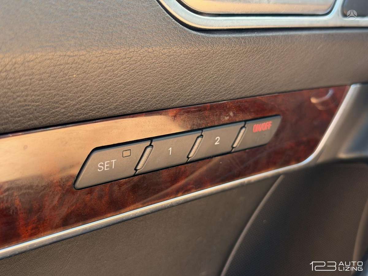 Audi A6 allroad, 3.0 l., Универсал
