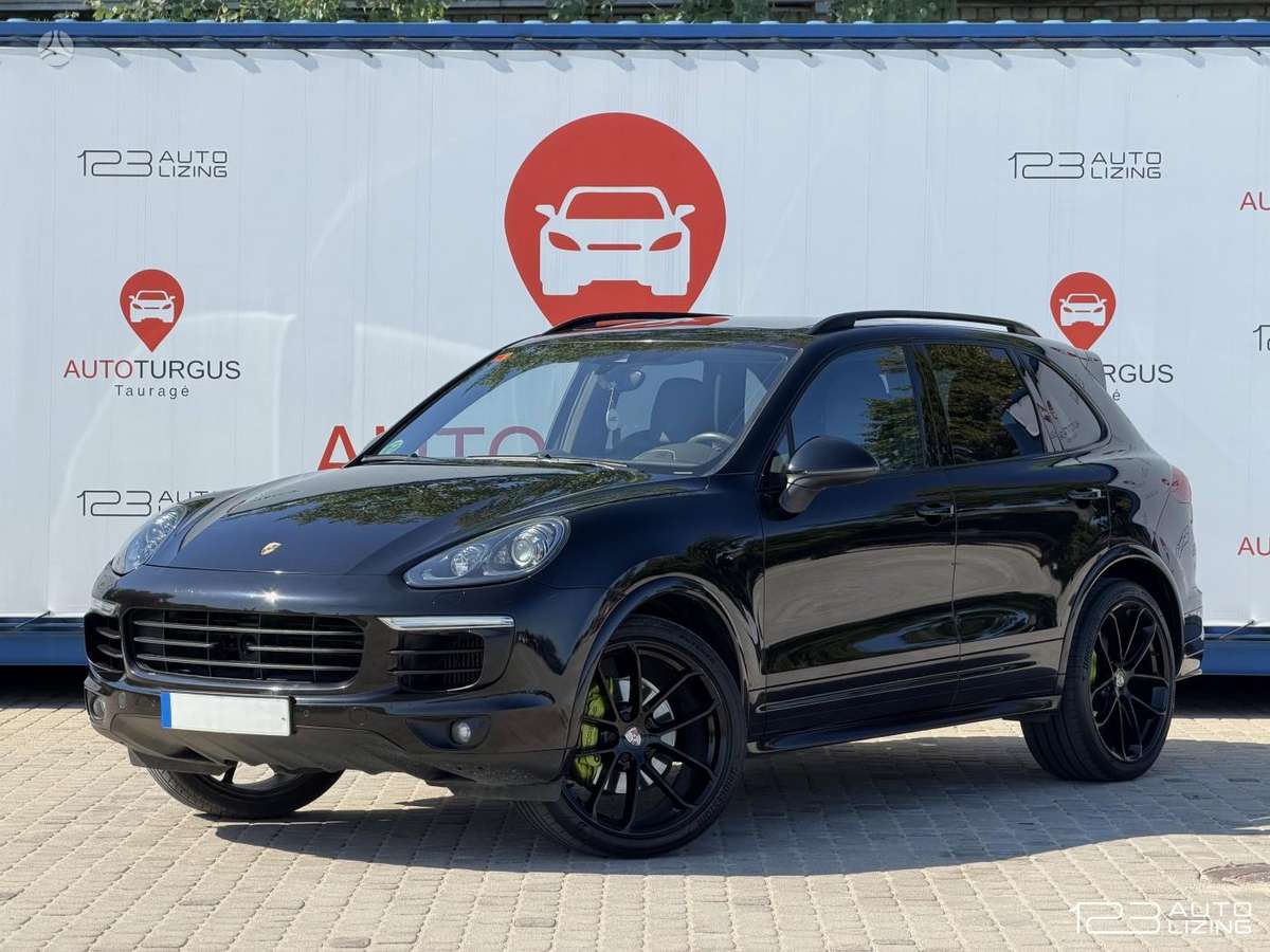 Porsche Cayenne - 1