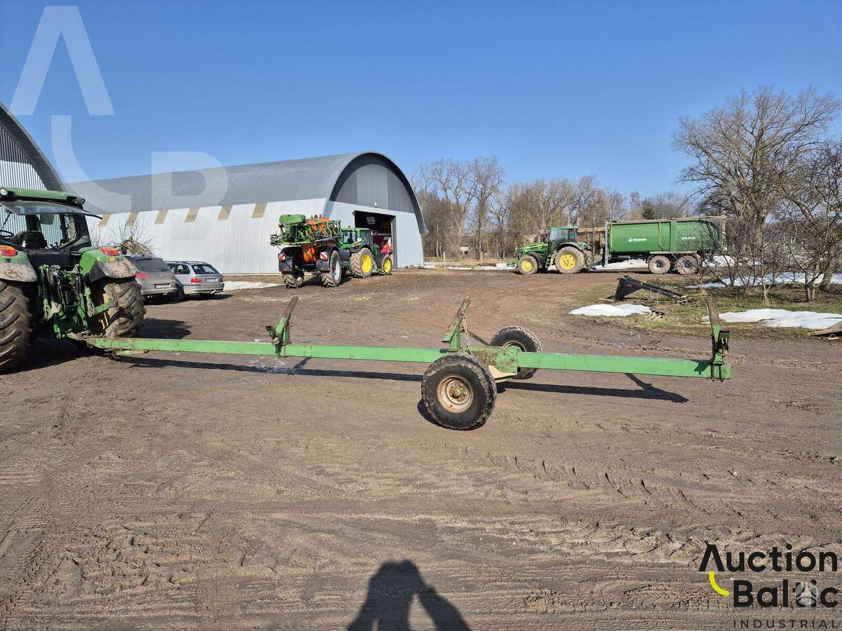 John Deere 2058, combine harvesters