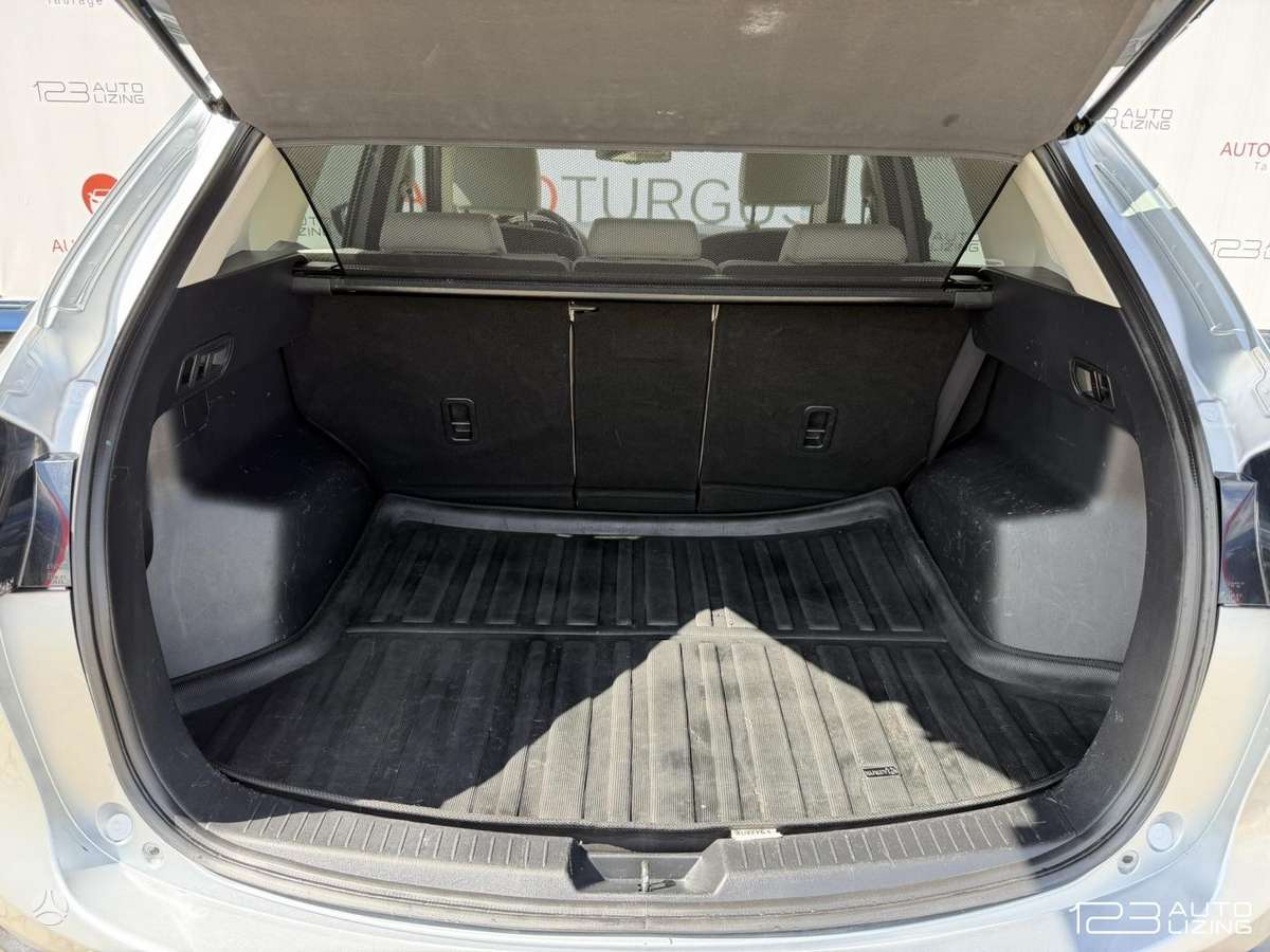 Mazda CX-5, 2.2 l., off-road / crossover