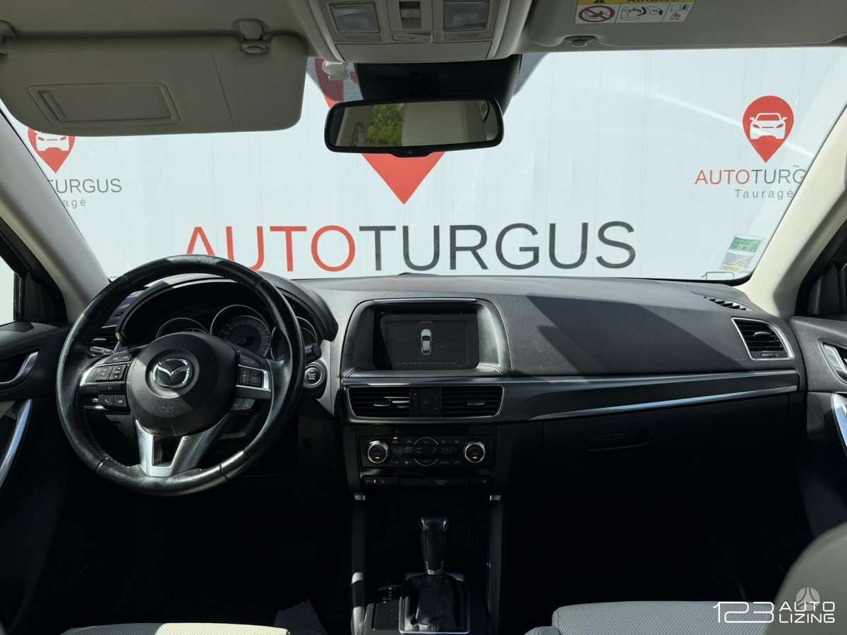 Mazda CX-5, 2.2 l., off-road / crossover