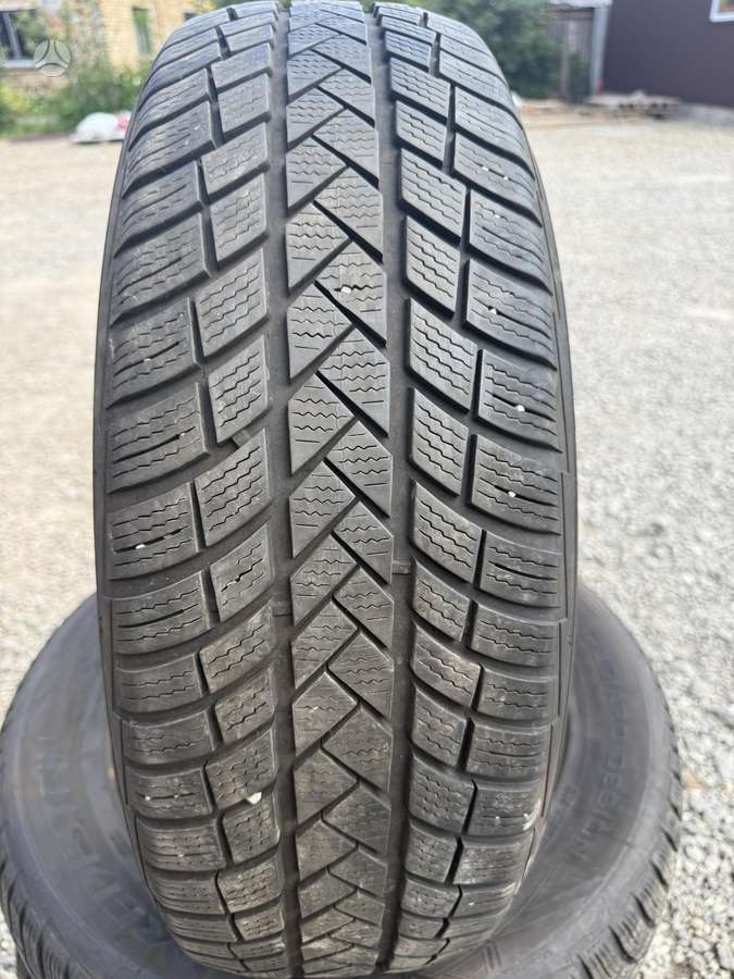 Vredestein, всесезонные 215/65 R17