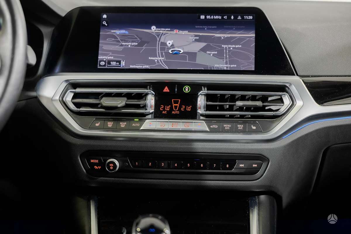 BMW 330, 2.0 l., Универсал