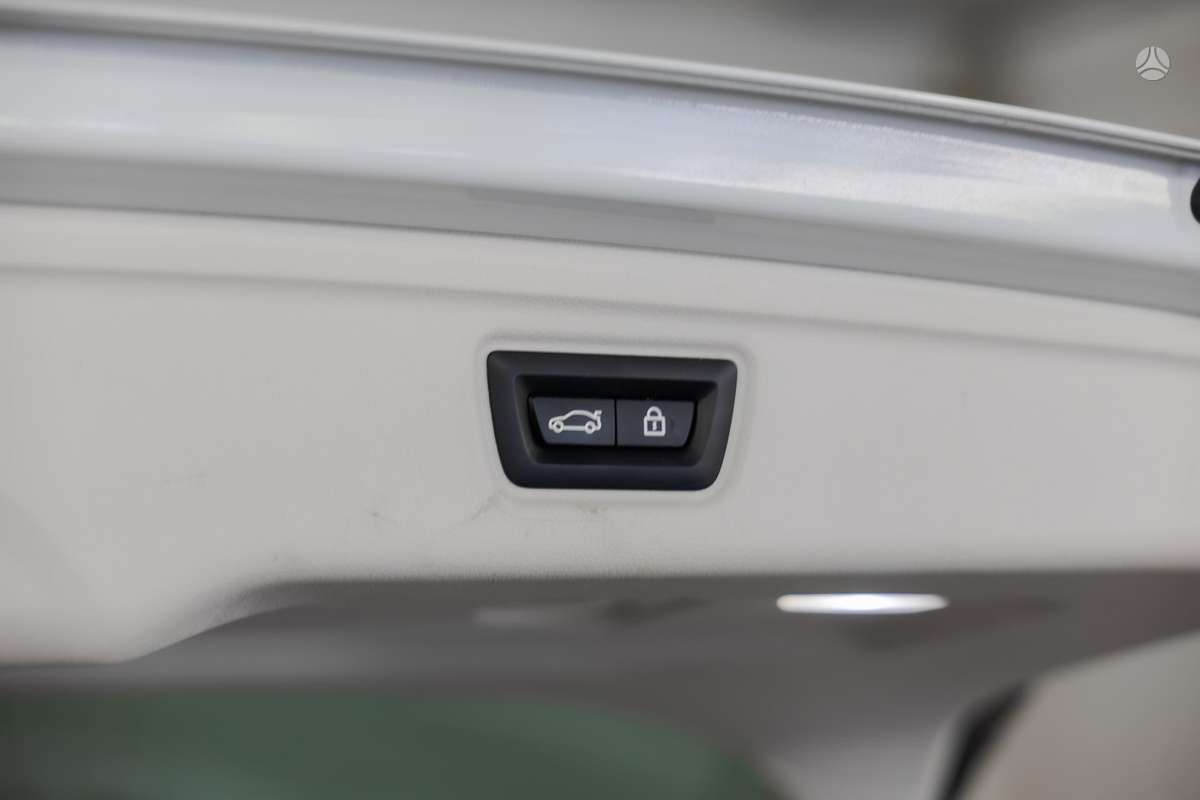 BMW 330, 2.0 l., Универсал