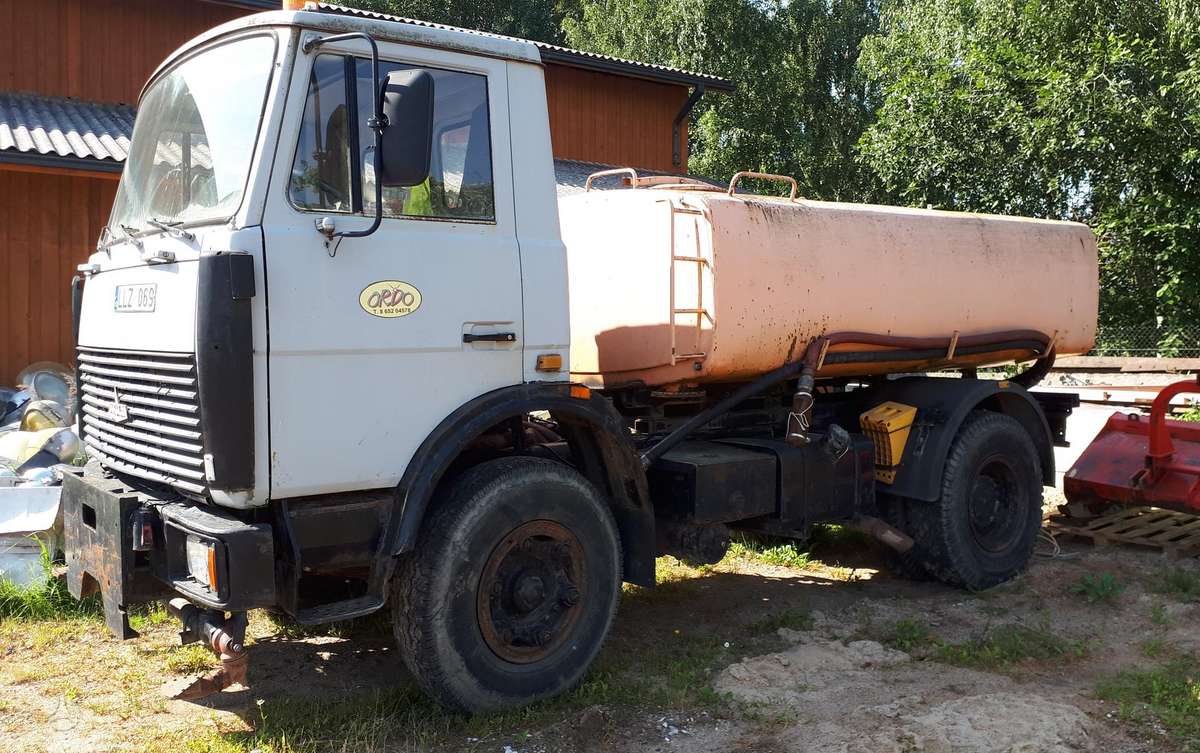 MAZ 5551, автоцистерны