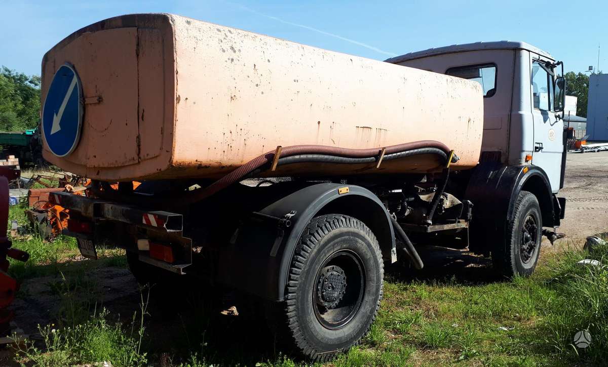 MAZ 5551, автоцистерны