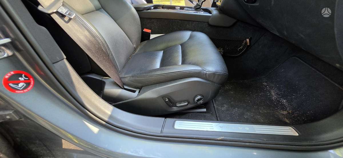 Volvo S90, 2.0 l., Седан