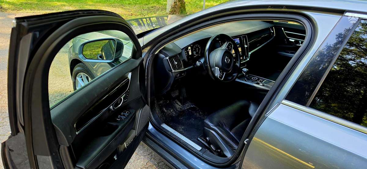Volvo S90, 2.0 l., Седан