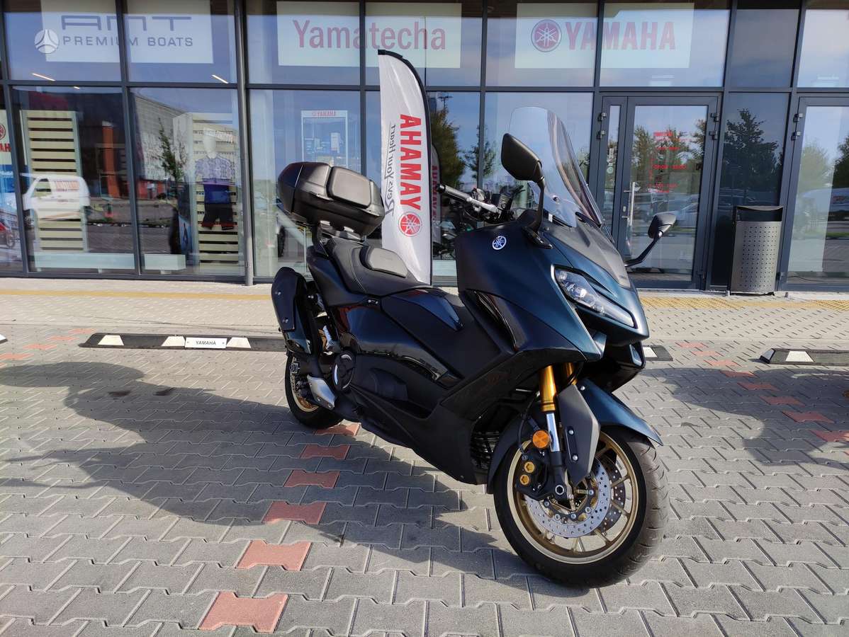 Yamaha TMAX 562cc, мотороллеры / мопеды