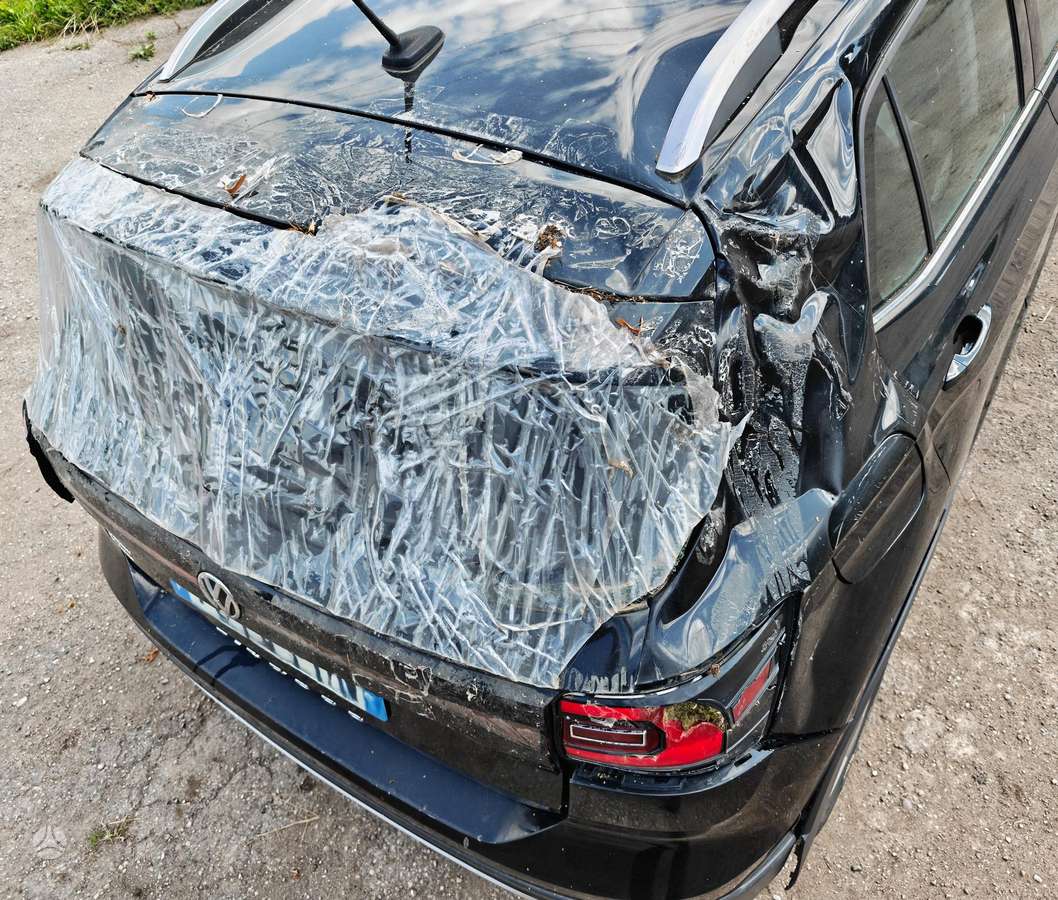 Volkswagen T-Cross - 5